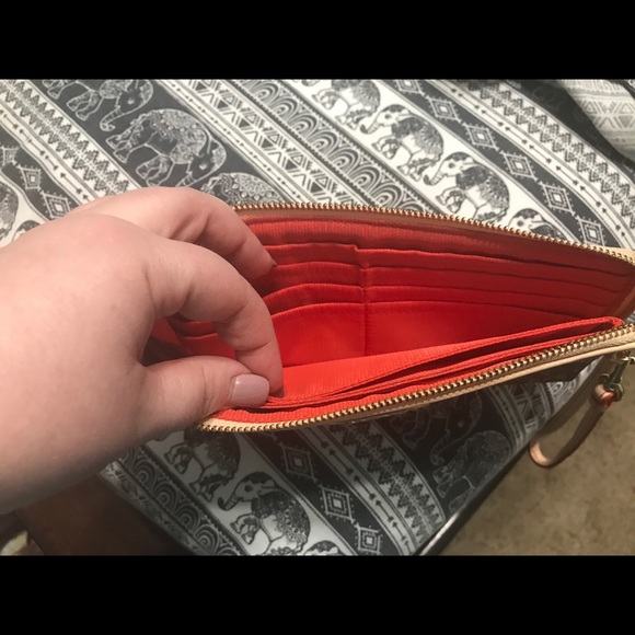 Coach wristlet - Picture 2 of 4